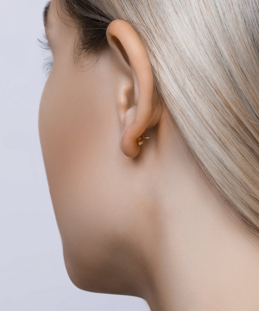 Auksiniai auskarai su korundais - Auksiniai auskarai - Goldinga