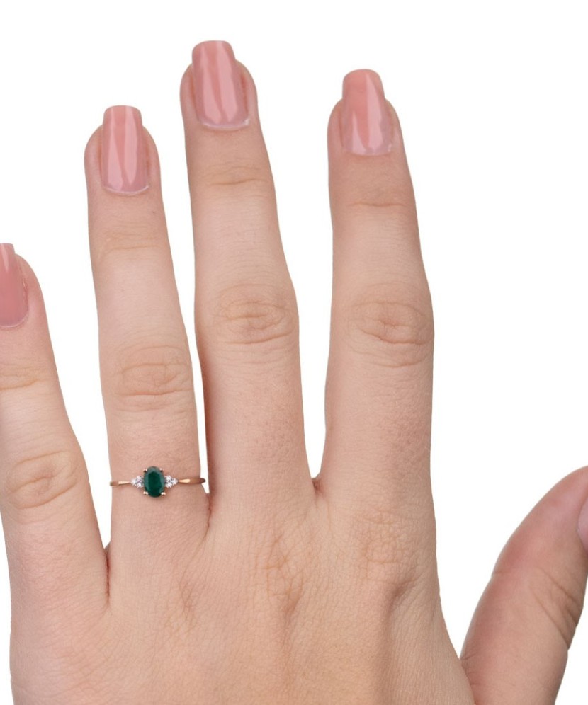 Auksinis žiedas su smaragdu ir briliantais - Auksiniai Žiedai su brangakmeniais - Goldinga