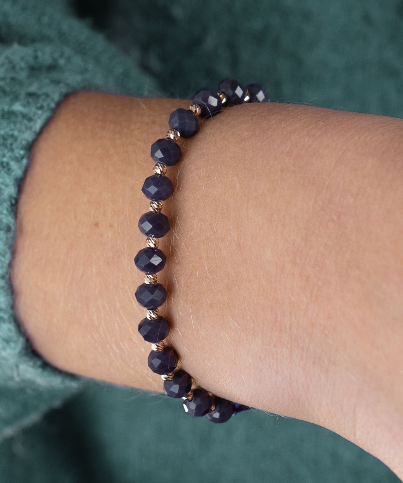 Violetinio siūlo apyrankė su auksu ir oniksais - Siūlų apyrankės su auksu - Goldinga