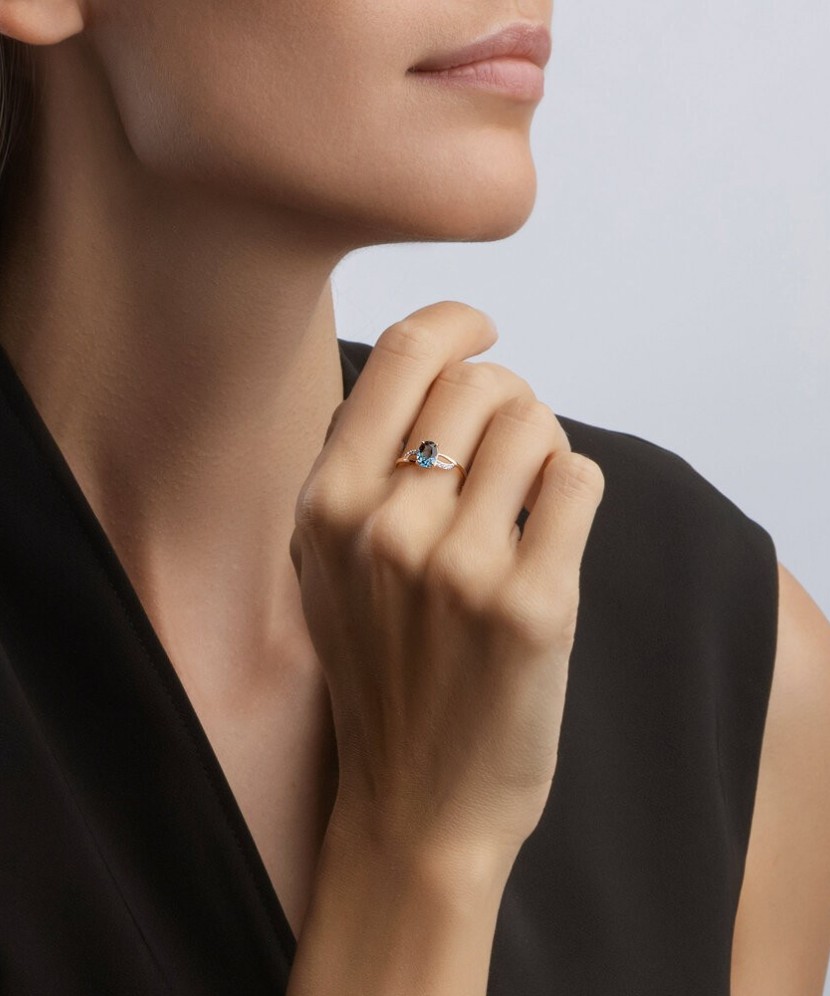 Auksinis žiedas su topazu ir cirkoniais - Auksiniai žiedai - Goldinga