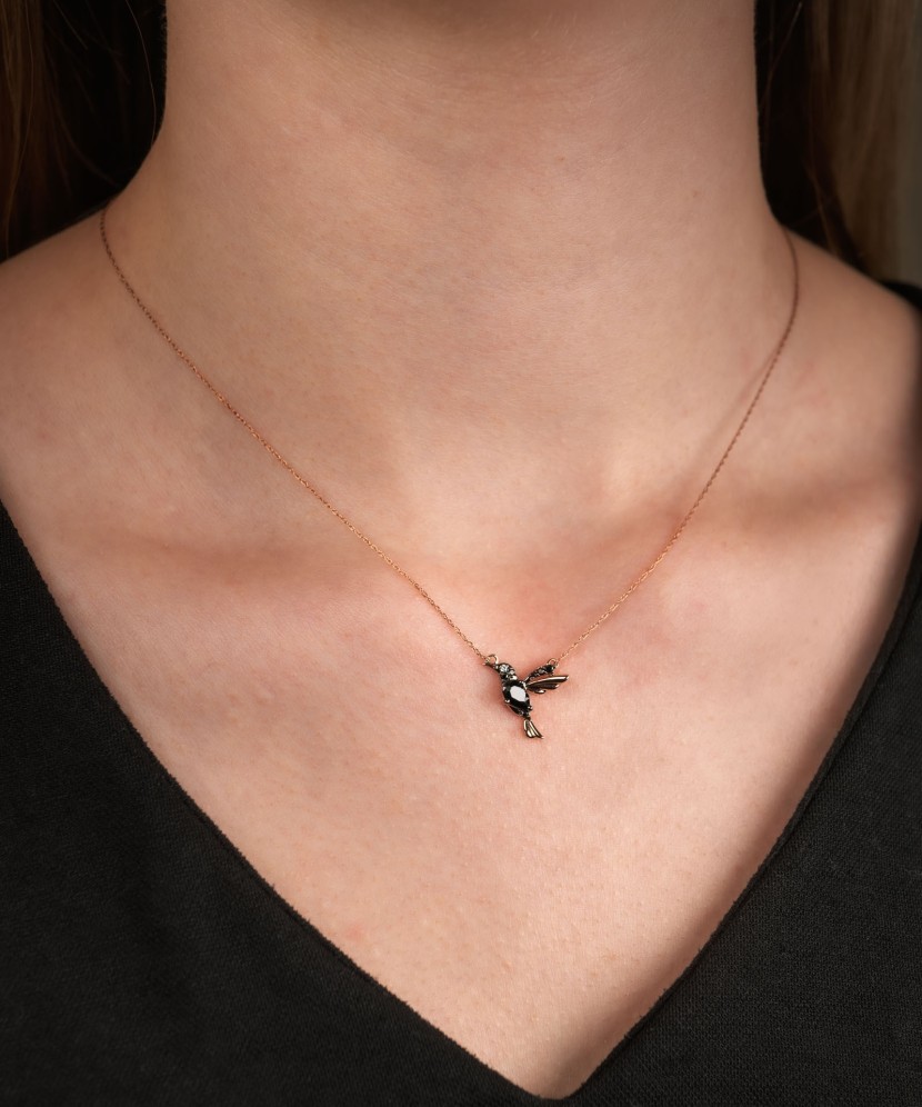 Auksinė grandinėlė su onikso ir deimantų pakabuku - Auksinės grandinėlės su pakabukais - Goldinga