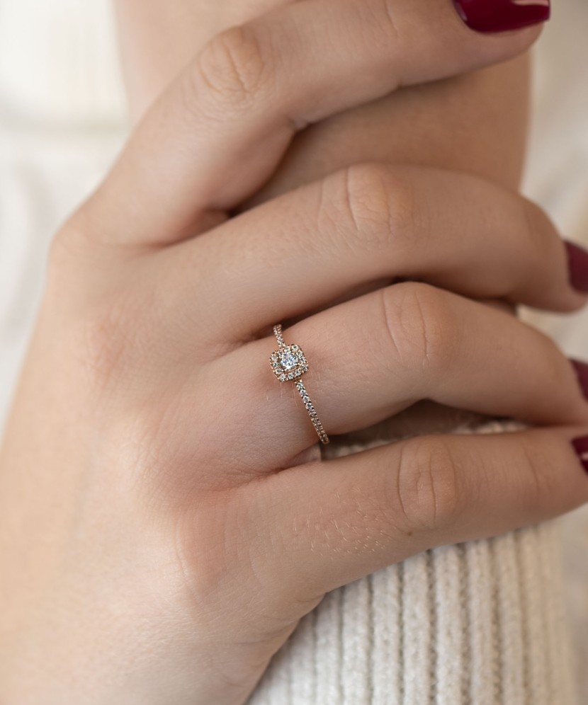 Auksinis žiedas su cirkoniais - Auksiniai žiedai - Goldinga