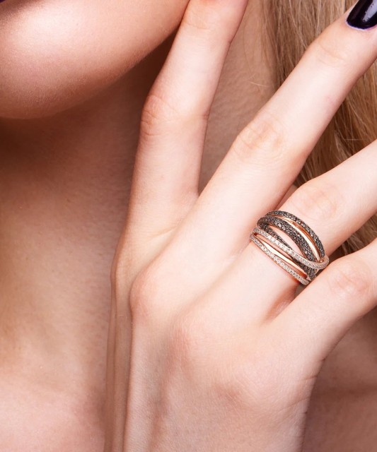 Sidabrinis paauksuotas žiedas su cirkoniais ir špineliais - Sidabriniai žiedai - Goldinga