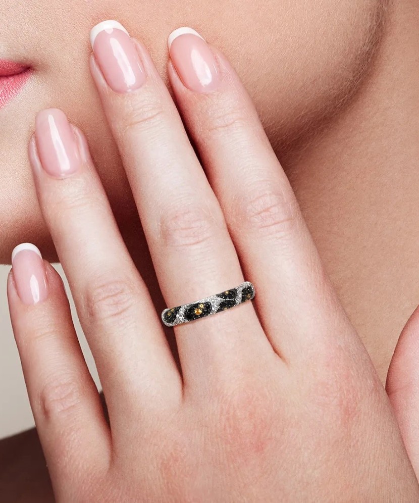 Sidabrinis žiedas su cirkoniais ir špineliais - Sidabriniai žiedai - Goldinga