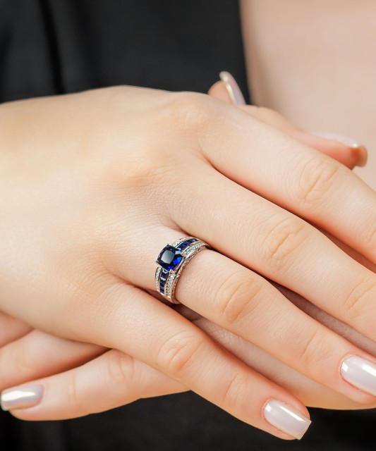 Sidabrinis žiedas su cirkoniais - Sidabriniai žiedai - Goldinga