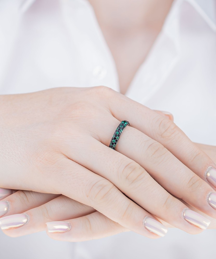 Sidabrinis žiedas su špineliais ir cirkoniais