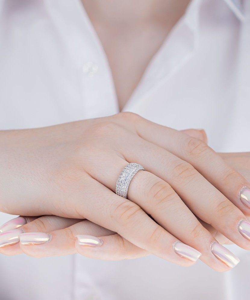 Sidabrinis žiedas su cirkoniais