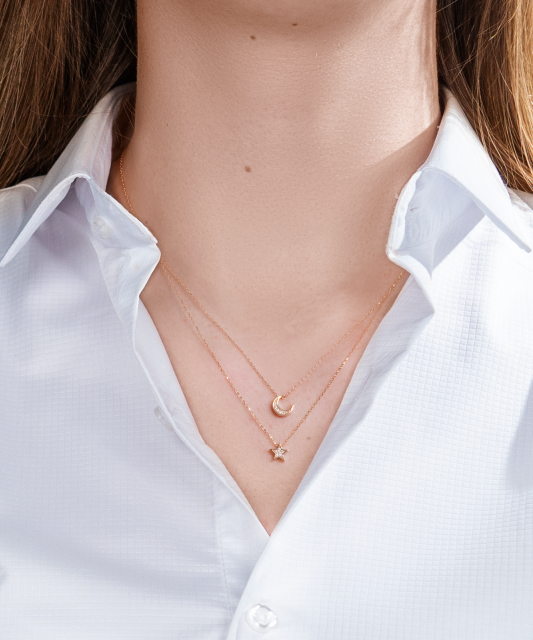 Auksinė dviguba grandinėlė su cirkonio pakabuku "Žvaigždė ir mėnuli...