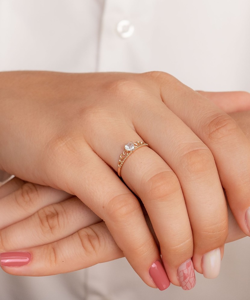 Auksinis žiedas su cirkoniu - Auksiniai žiedai - Goldinga