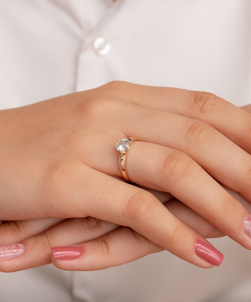 Auksinis žiedas su kristalu - Auksiniai žiedai - Goldinga