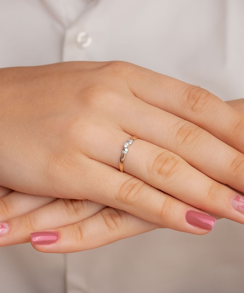 Auksinis žiedas su cirkoniais - Auksiniai žiedai - Goldinga