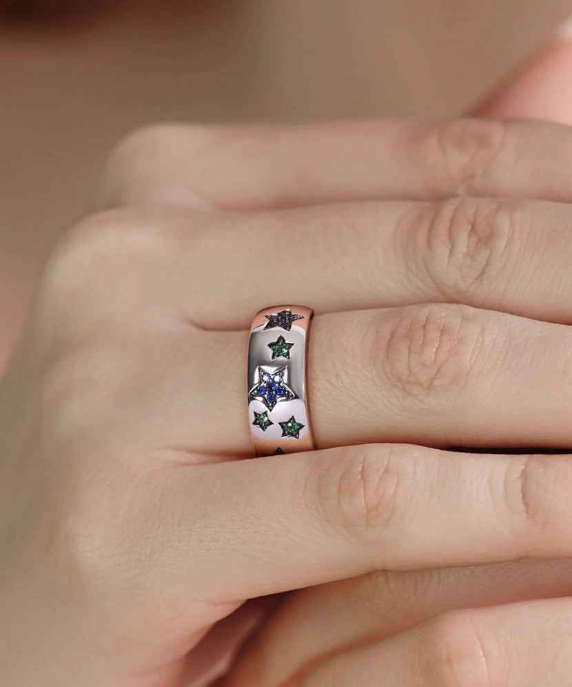 Sidabrinis žiedas su špineliais ir nano safyru - Perkamiausi - Goldinga