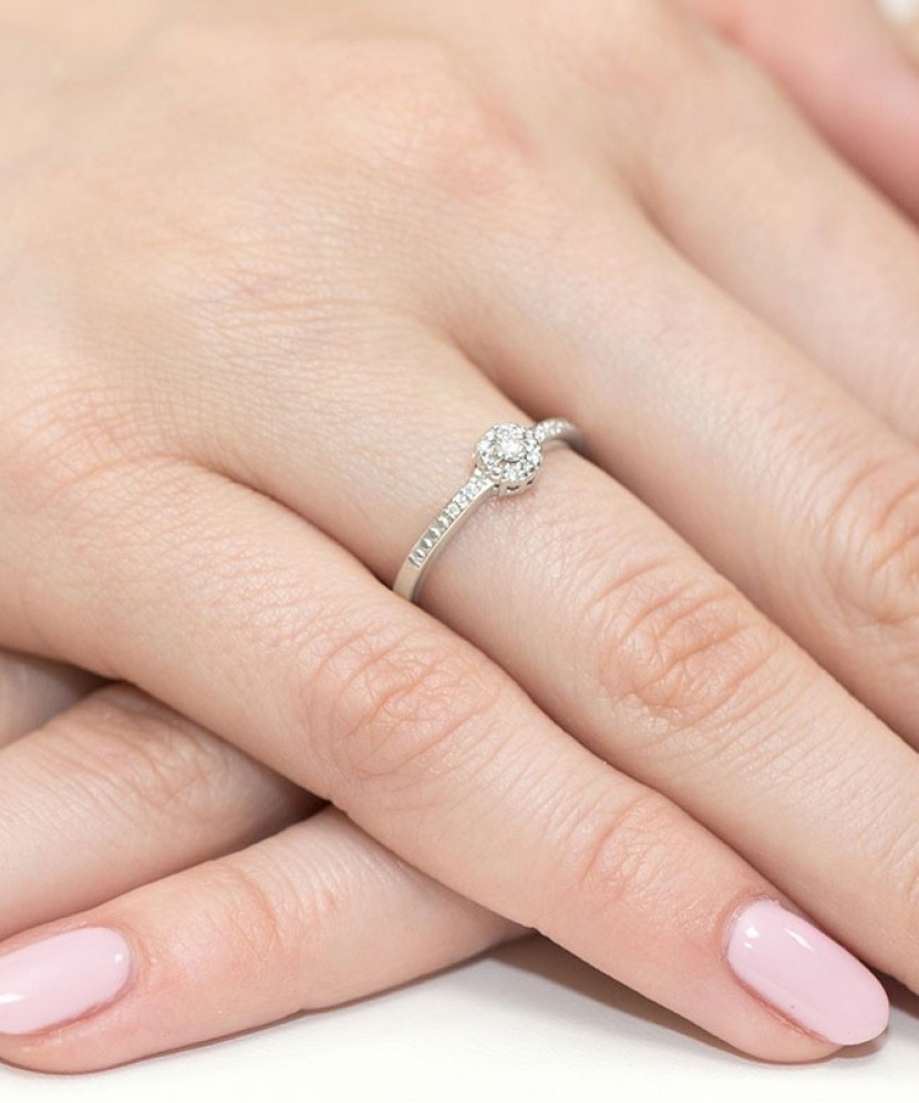 Balto aukso žiedas su deimantais - Auksiniai Žiedai su brangakmeniais - Goldinga