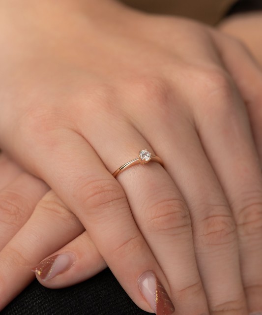 Auksinis žiedas su cirkoniu - Auksiniai žiedai - Goldinga