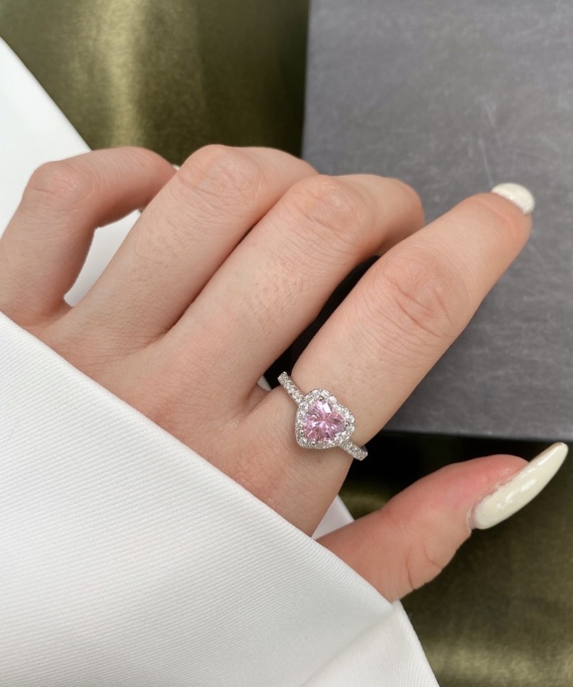 Sidabrinis žiedas su cirkoniais - Sidabriniai žiedai - Goldinga