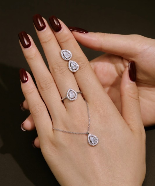 Sidabrinis žiedas su cirkoniais - Sidabriniai žiedai - Goldinga