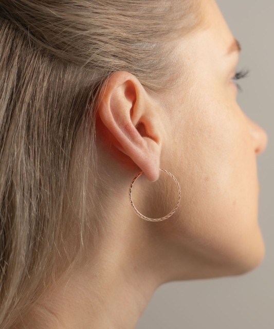 Auksiniai auskarai graviruotos rinkutės 29mm - Auksiniai auskarai - Goldinga