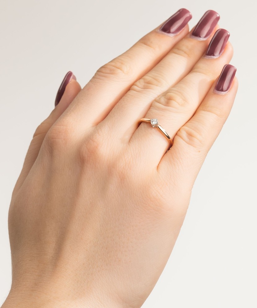 Auksinis žiedas su briliantu - Auksiniai Žiedai su brangakmeniais - Goldinga