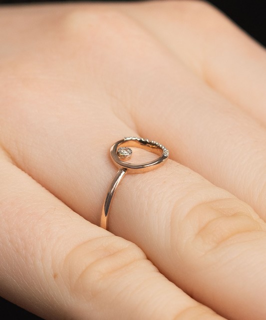 Auksinis žiedas su deimantais - Auksiniai Žiedai su brangakmeniais - Goldinga