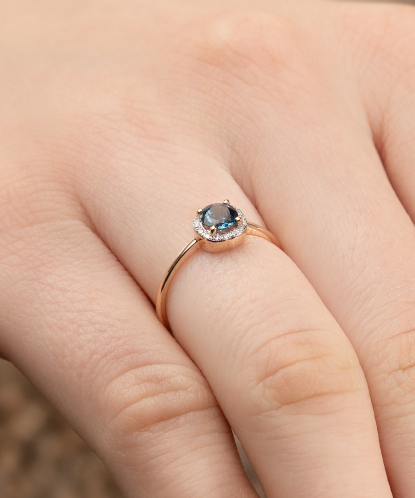 Auksinis žiedas su deimantais ir London topazu - Auksiniai Žiedai su brangakmeniais - Goldinga