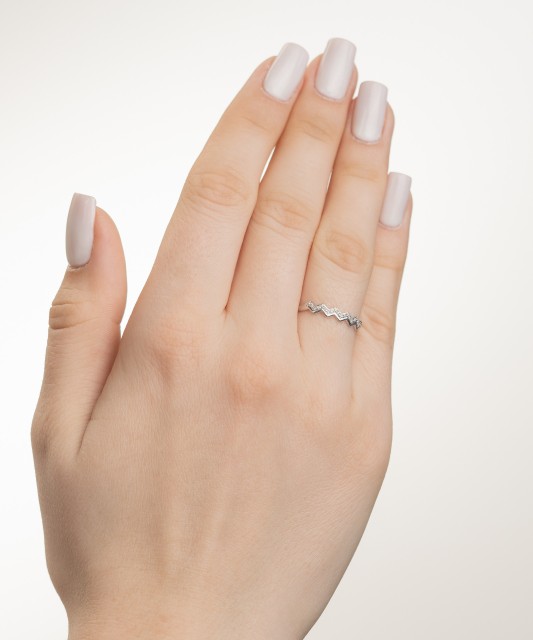 Balto aukso žiedas su deimantais - Auksiniai Žiedai su brangakmeniais - Goldinga