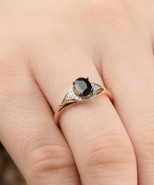 Auksinis žiedas su safyru ir deimantais - Auksiniai Žiedai su brangakmeniais - Goldinga