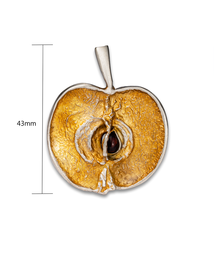 Sidabrinė sagė su granatu "Obuolys"  - Goldinga