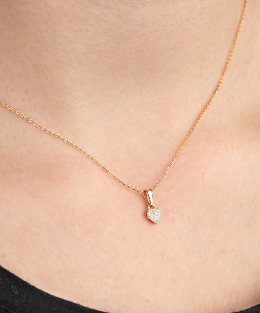 Balto aukso pakabukas su deimantais