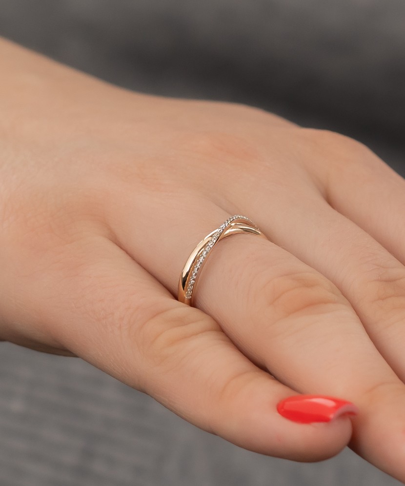 Auksinis žiedas su cirkoniais