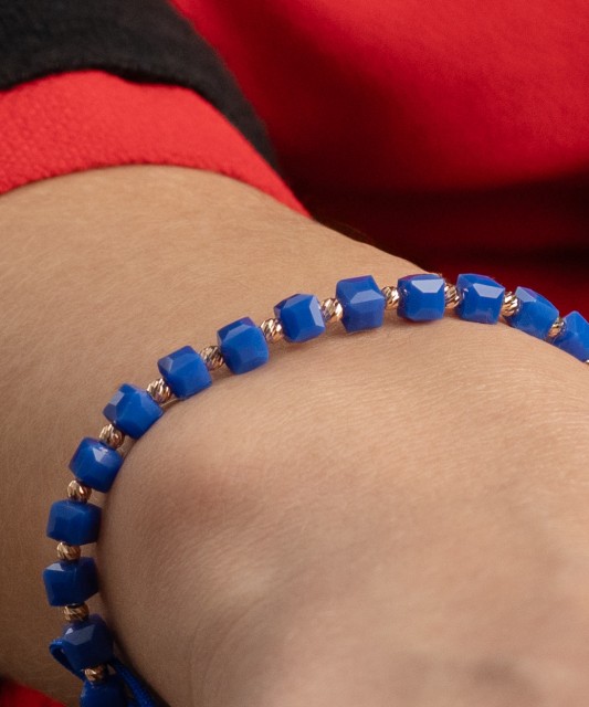 Mėlyno Siūlo Apyrankė Su Auksu Ir Oniksais