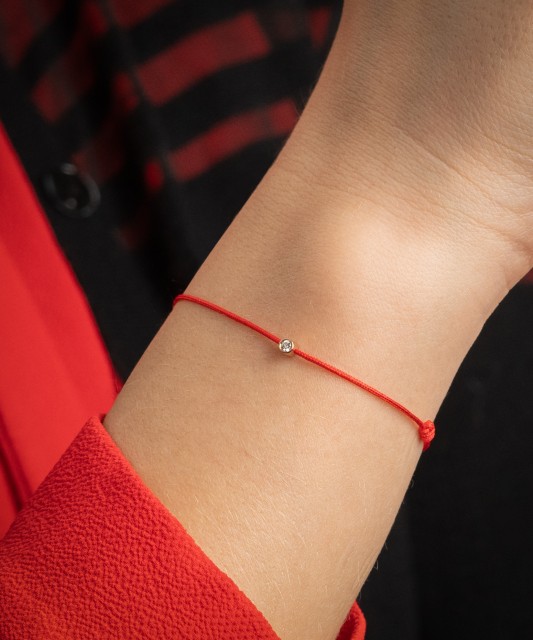 Raudono siūlo apyrankė su deimantu ir auksu 0.03ct - Siūlų apyrankės su auksu - Goldinga