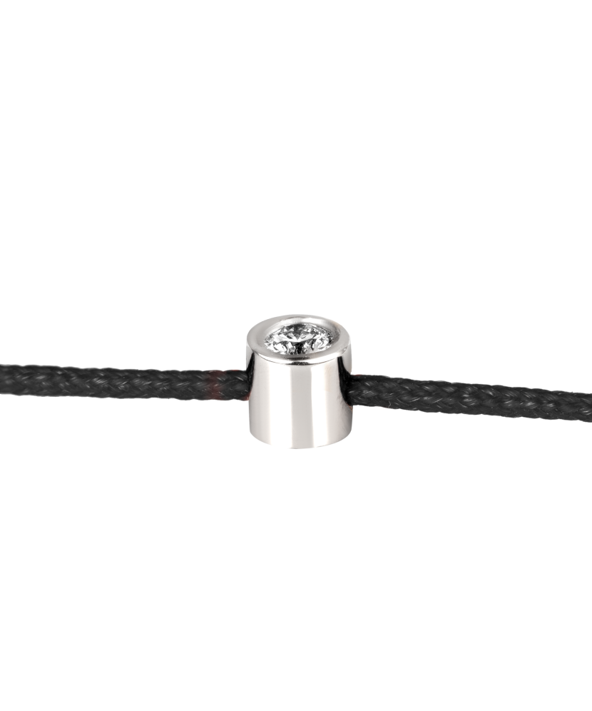 Juodo siūlo apyrankė su deimantu ir baltu auksu 0.05ct