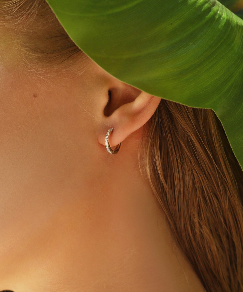 Balto aukso auskarai su deimantais - Auksiniai Auskarai su brangakmeniais - Goldinga