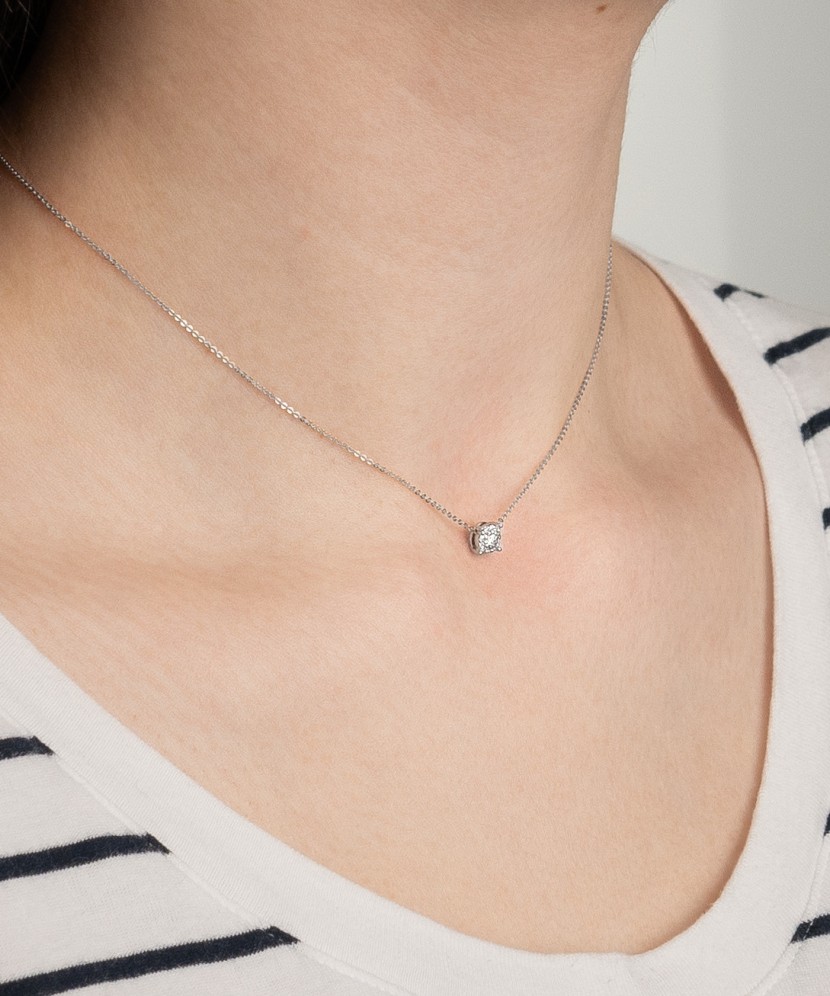 Balto aukso Grandinėlė Su Deimantiniu Pakabuku - Auksinės grandinėlės su pakabukais - Goldinga