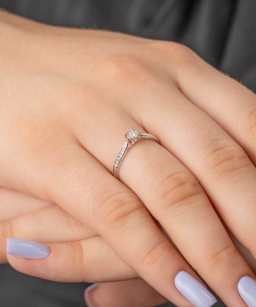 Balto aukso žiedas su deimantais - Auksiniai žiedai - Goldinga