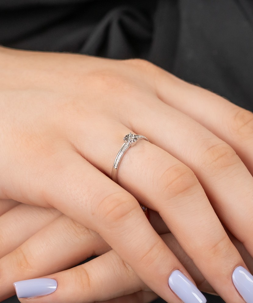 Balto aukso žiedas su deimantais - Auksiniai žiedai - Goldinga