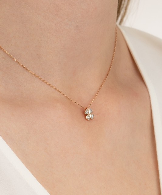 Auksinis pakabukas su deimantais "Dobiliukas" - Pakabukai su brangakmeniais - Goldinga