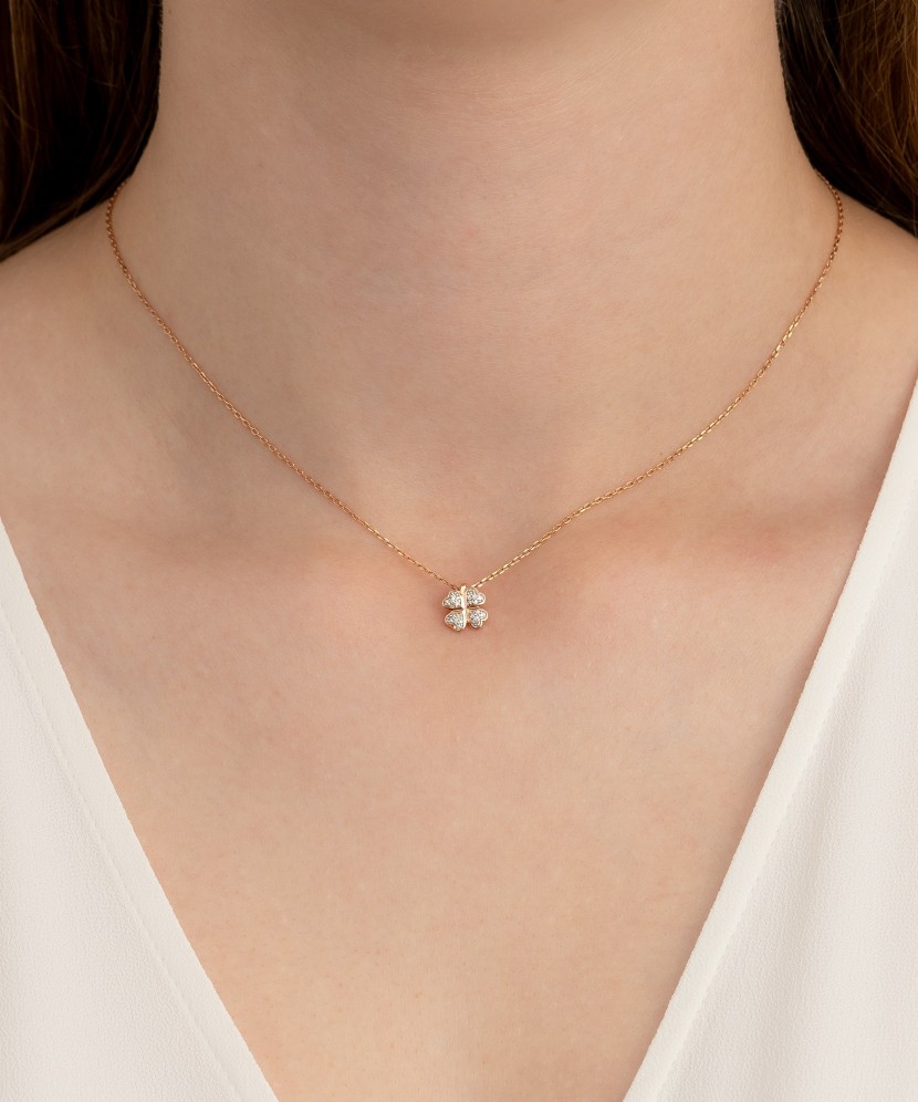 Geltono aukso pakabukas su deimantais "Dobiliukas" - Pakabukai su brangakmeniais - Goldinga