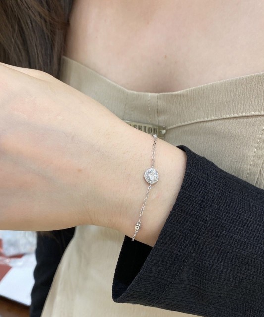 Sidabrinė apyrankė su cirkoniais