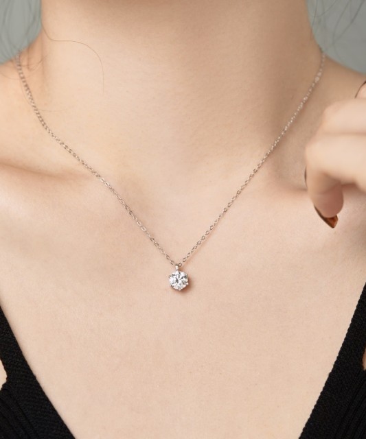 Sidabrinė grandinėlė su cirkonio pakabuku - Sidabrinės grandinėlės su pakabukais - Goldinga