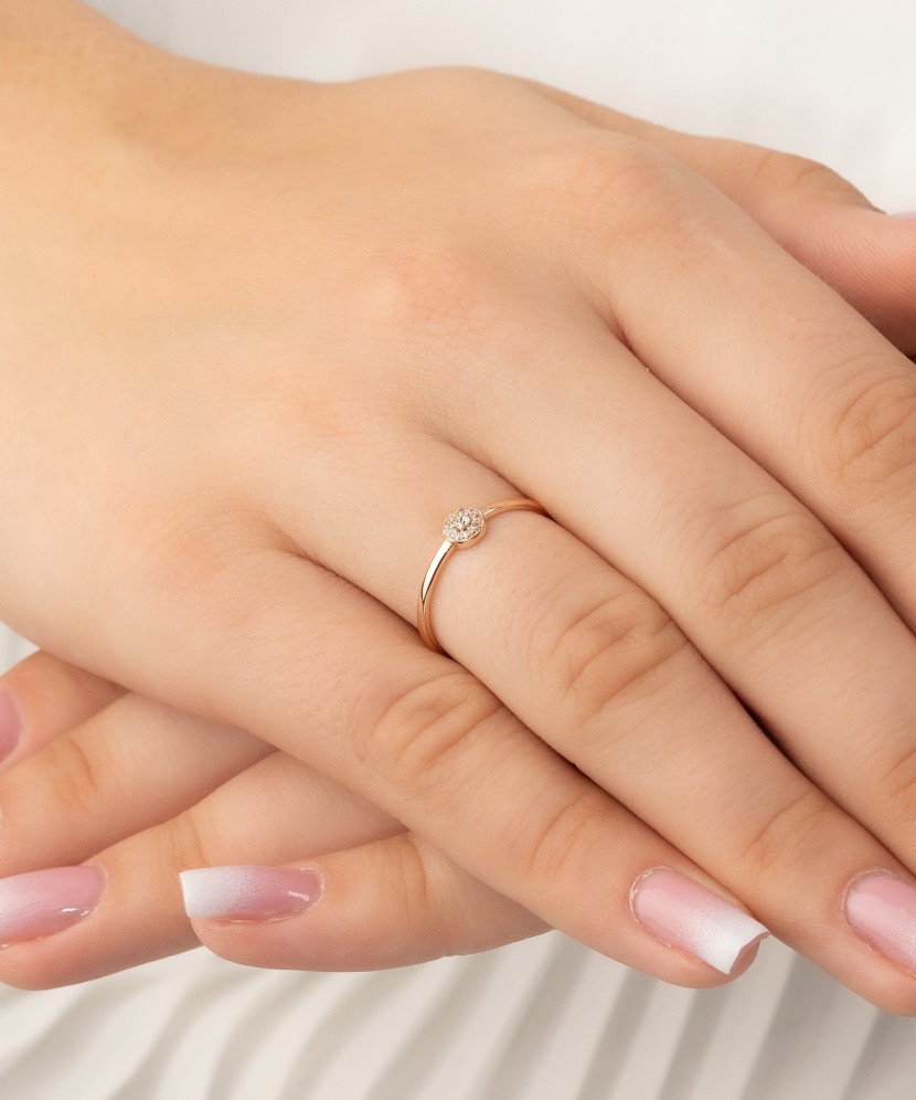 Auksinis žiedas su cirkoniais