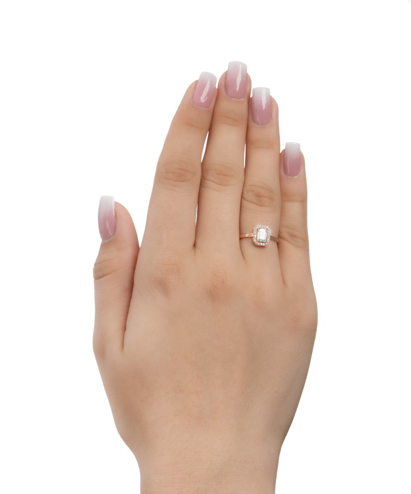 Auksinis žiedas su cirkoniais