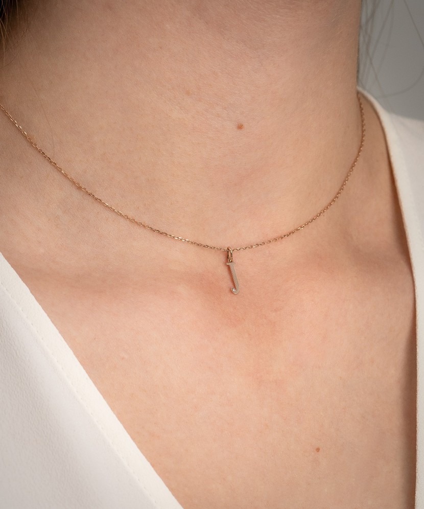 Auksinis pakabukas su deimantu raidė J - Pakabukai su brangakmeniais - Goldinga