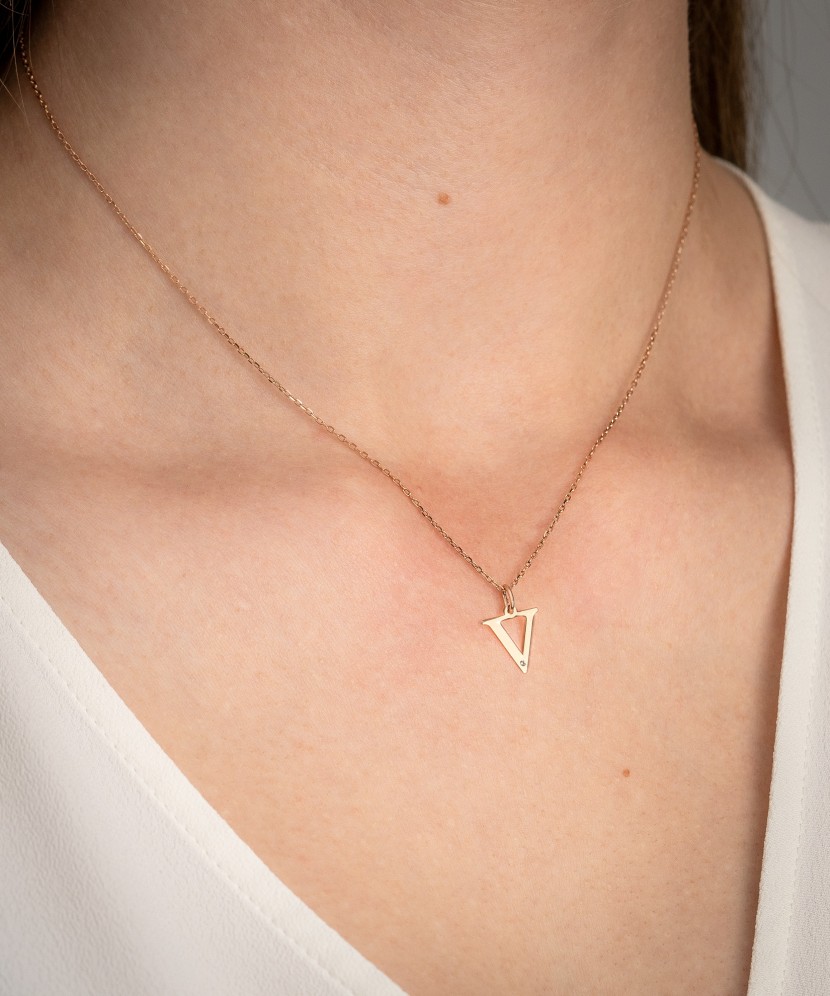 Auksinis pakabukas su deimantu raidė V - Pakabukai su brangakmeniais - Goldinga