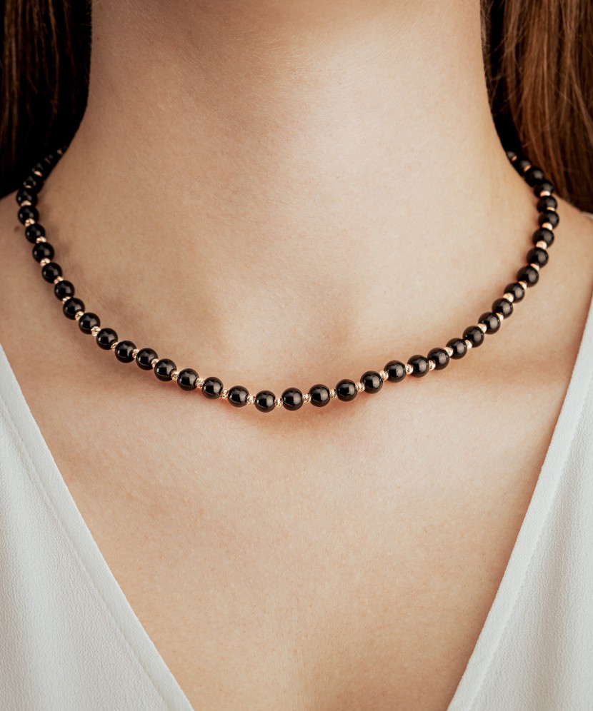 Auksinė grandinėlė su oniksais - Auksinės grandinėlės su pakabukais - Goldinga