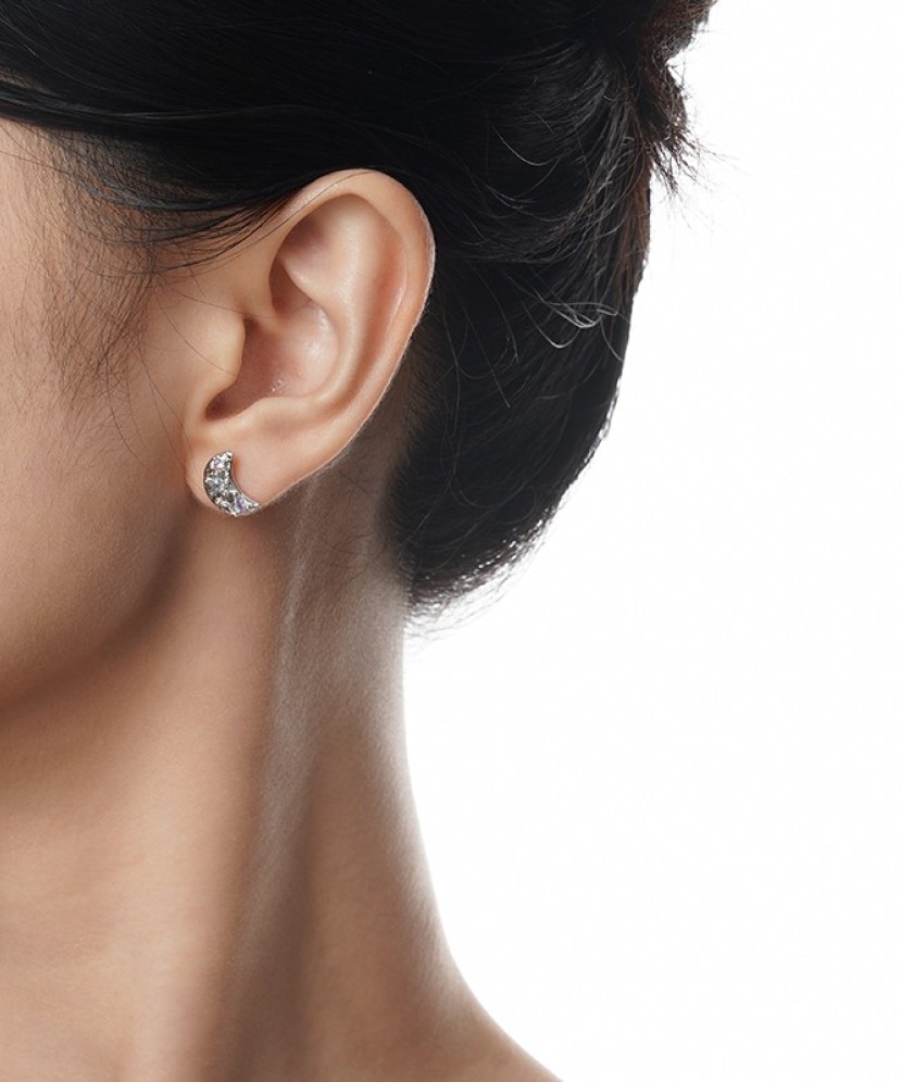 Sidabriniai auskarai su cirkoniais