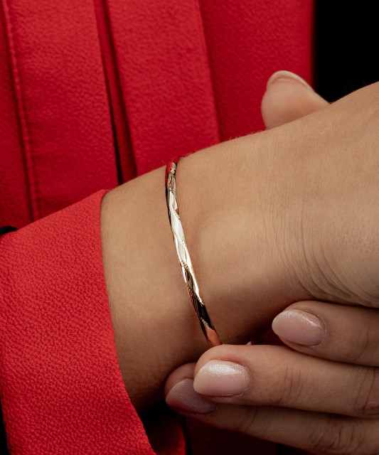 Auksinė Kieta Apyrankė