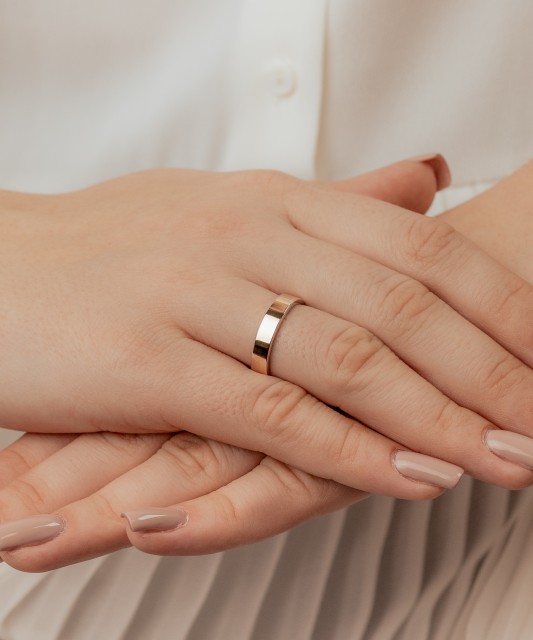 Vestuvinis sidabrinis žiedas su aukso plokštele