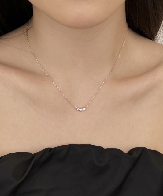 Sidabrinė grandinėlė su cirkonio pakabuku