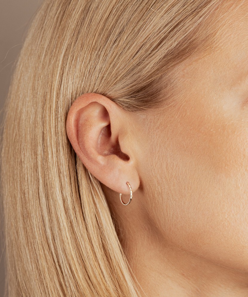 Auksiniai auskarai graviruotos rinkutės 13mm